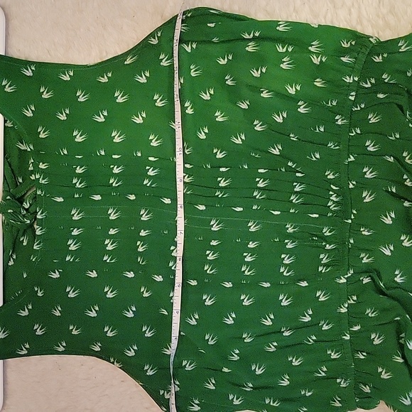 Anthropologie green summer top tie back - Picture 10 of 11